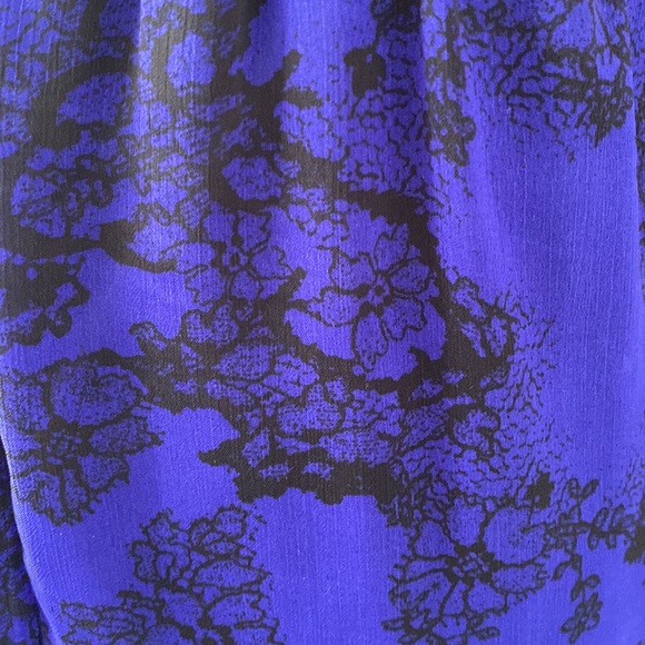 Floral flowy maxi dress - Picture 4 of 4